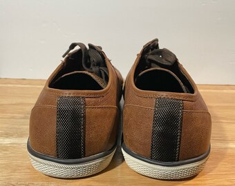 Kenneth Cole Unlisted Mens Shiny Crown Oxford Sneakers Brown