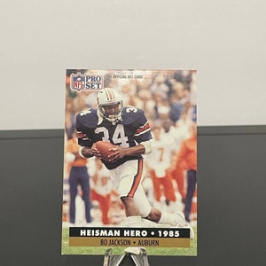 1991 Bo Jackson Pro Set #42 Auburn Heisman Hero