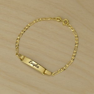 Personalised 9ct Yellow Gold Identity ID Childrens Bracelet / Custom Engraved 9ct Gold Kids Name Curb Link Bracelet