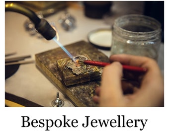 Op maat gemaakte handgemaakte unieke sieraden Gepersonaliseerde op bestelling gemaakte service Maken van ringen, kettingen, armbanden en hangers UK Workshop