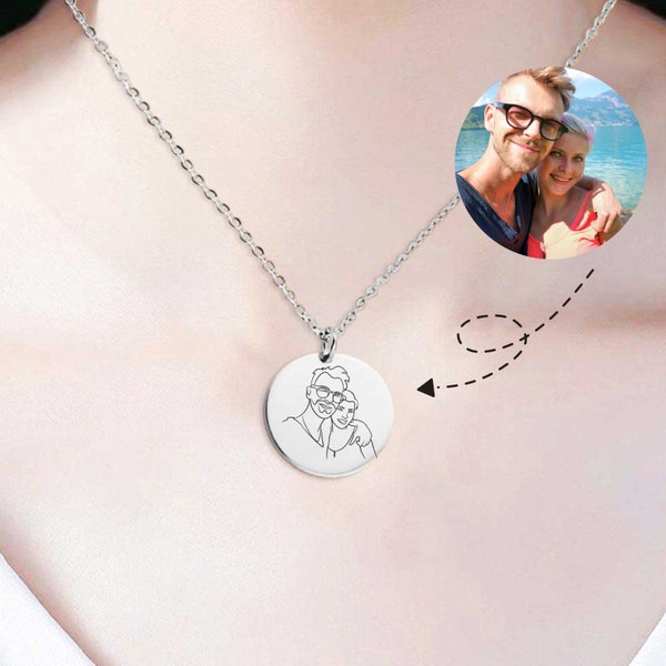 Collier dessin photo d'art au trait personnalisé / pendentif personnalisé gravé en argent sterling / photo romantique de couple