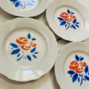 Set of 4 Vintage Porcelain Dessert Plates – Red & Blue Floral, Scalloped Edge, Retro Tableware