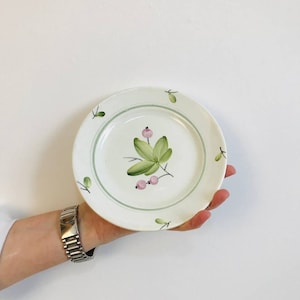 Rustic Ceramic Plate - Farmhouse Style Serving Dish