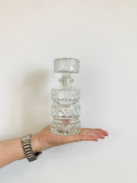 Chic Vintage Glass Perfume Bottle with Elegant De… - image 8