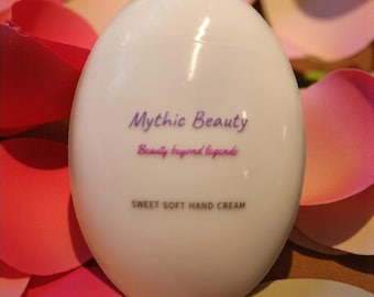 Hydrating Hand Moisturizer - Lightweight Formula