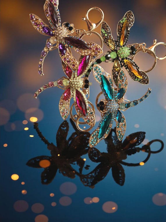 Enchanted Crystal Dragonfly Keychains - Sparkling Nature-Inspired Accessories