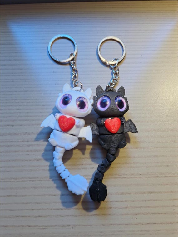 Toothless Keychain - Nightfury & Lightfury Keychains
