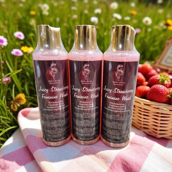 Juicy Strawberry Feminine Wash