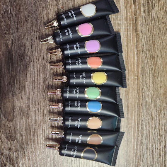 Multicolored Eyeshadow Base/Primer