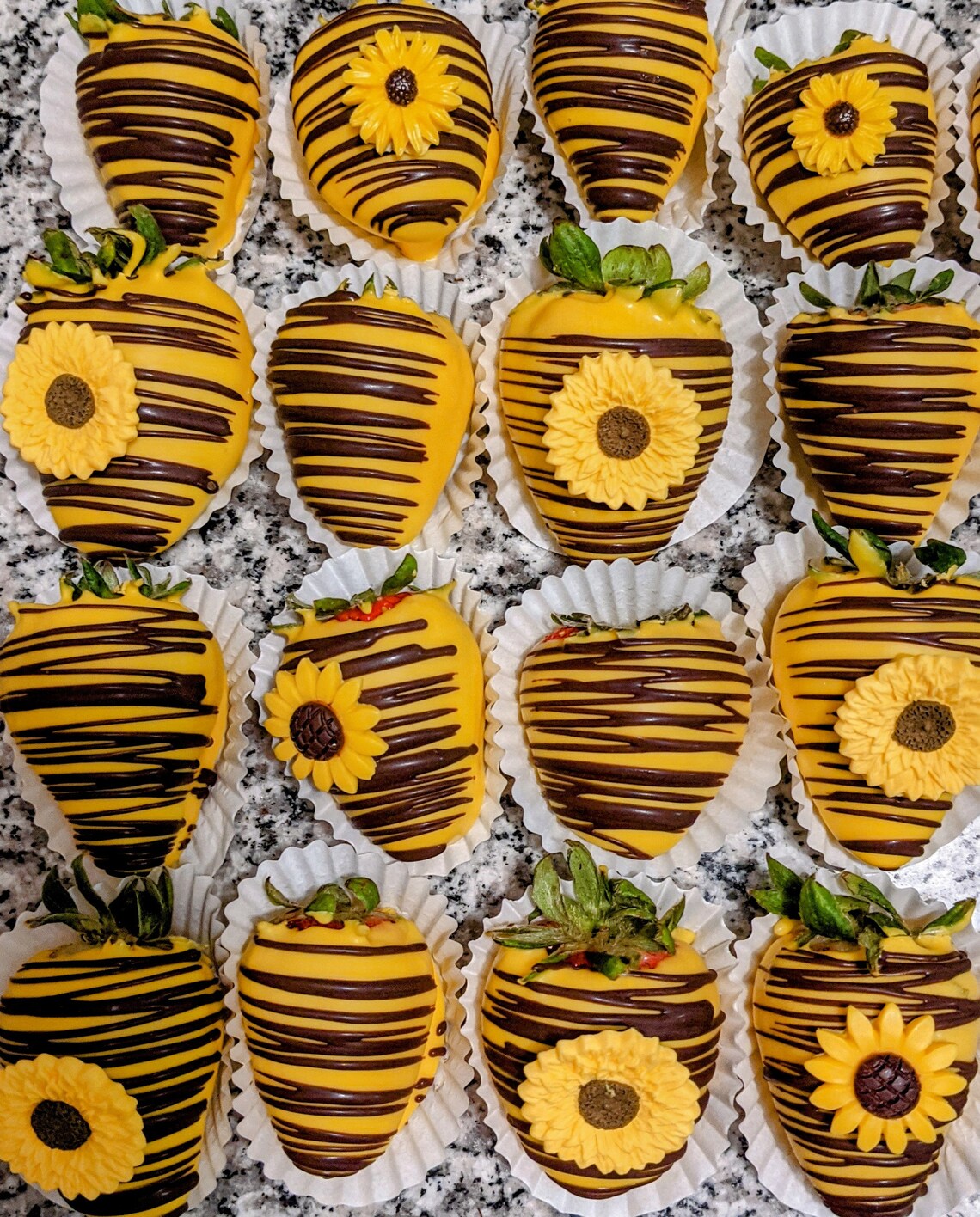 Sunflower Themed Chocolate Covered Strawberries Etsy