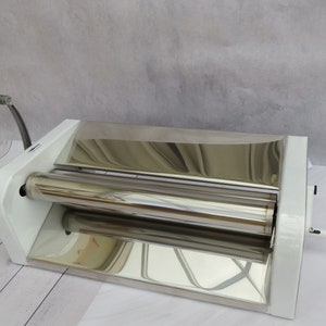 Manual dough sheeter for bakery pizza maker pastry sheeter Pasta Maker Machine dumplings dough roller fondant croissants bread cookies