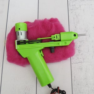 New version Device Electric Felting machine with 1 - 5 needles speed control(Can be order any color) automatic felt machine for wool felting