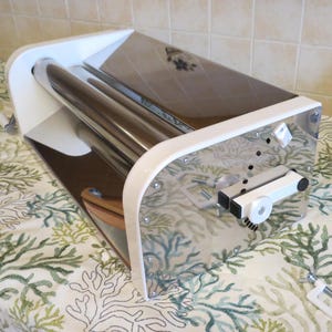 Manual dough sheeter 19.7inches / 50 cm for bakery pizza maker pastry Pasta Maker Machine dumplings dough roller fondant croissants etc.