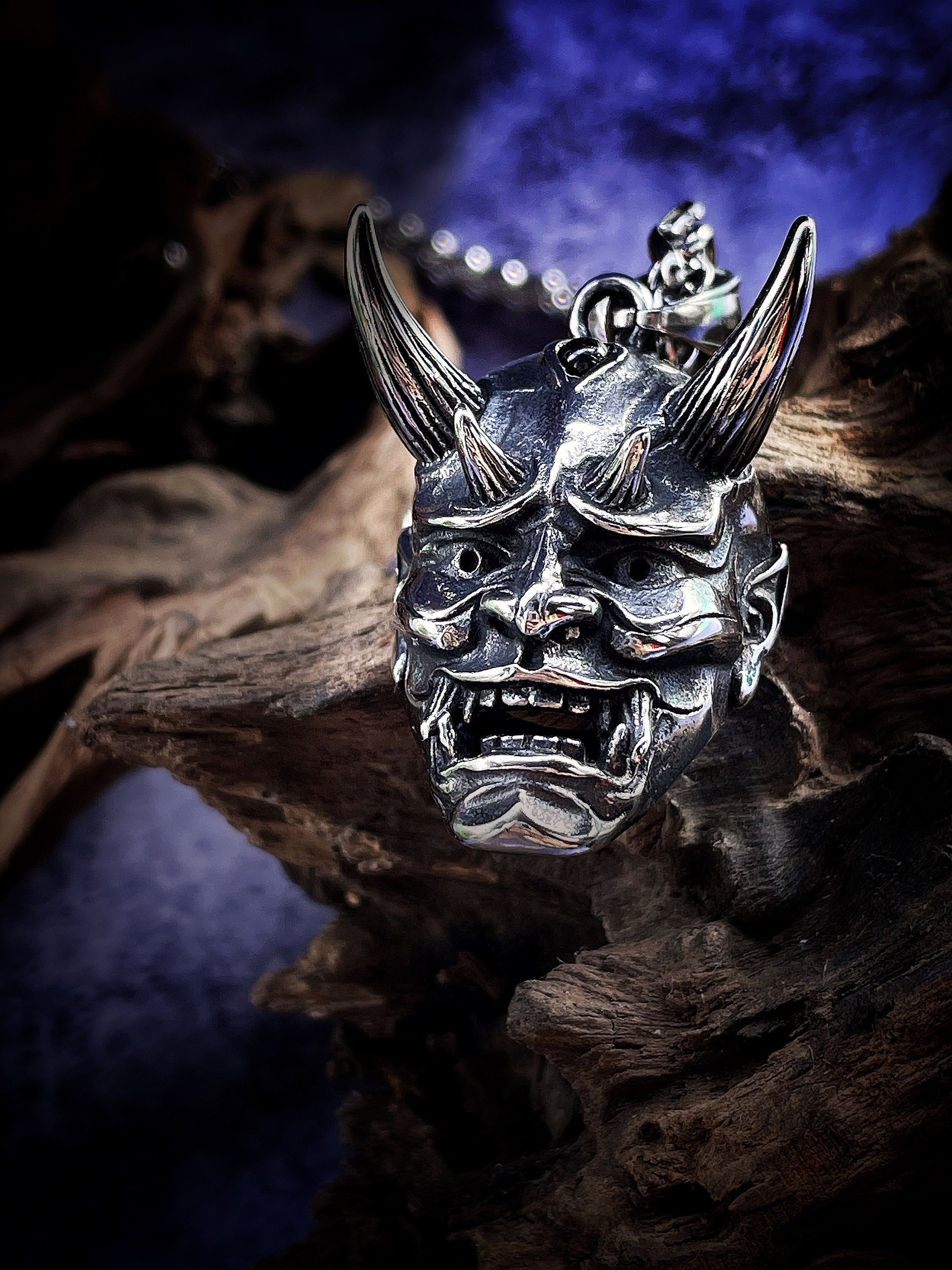 Stainless steel Evil Oni Noh Hannya Mask Pendant Necklace Wallet