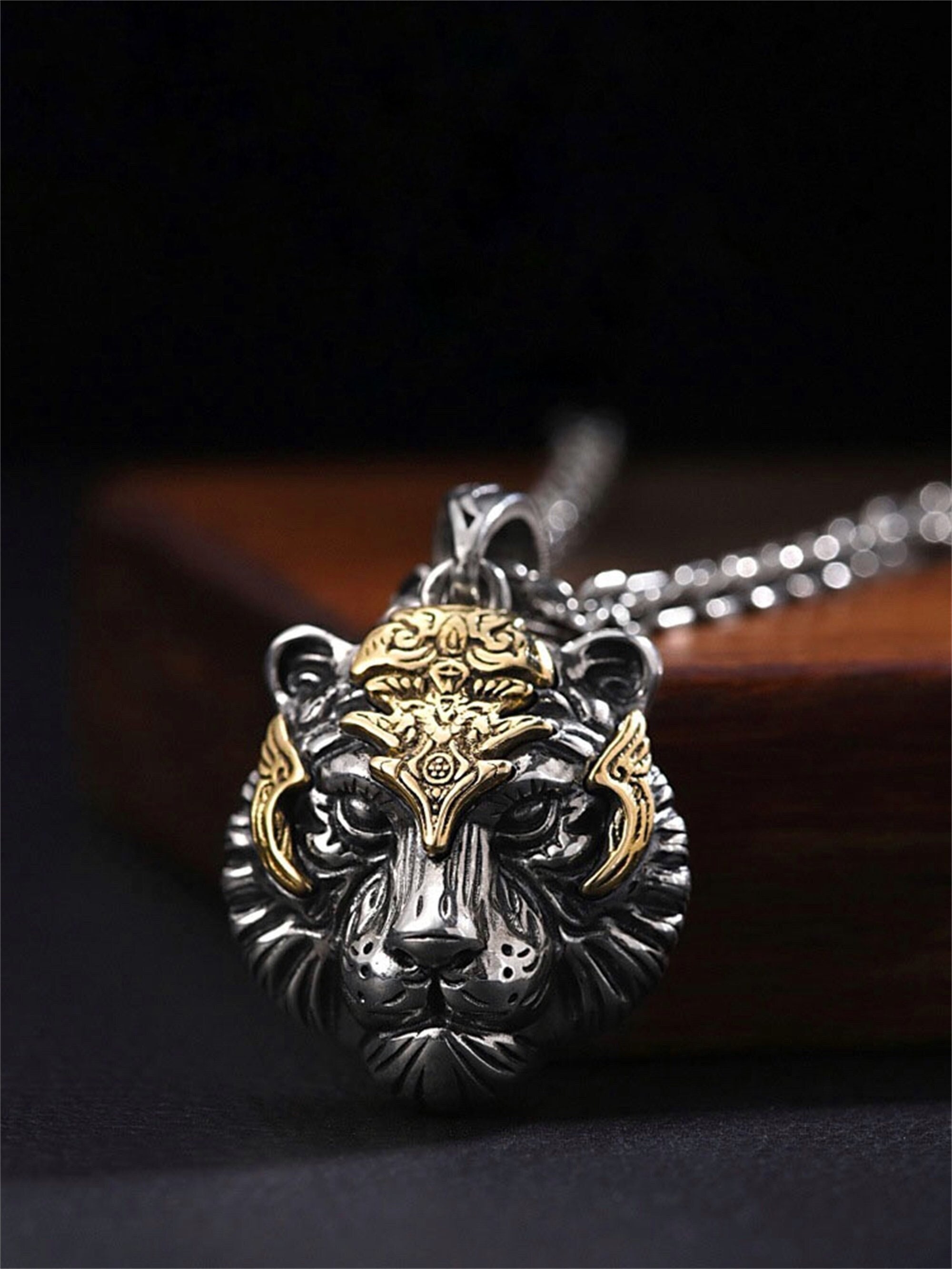  locket necklace Tiger, Tiger Locket Jewelry, Tiger Pendant,Tiger  Gift, Tiger Charm, Animal Necklace: Clothing, Shoes & Jewelry