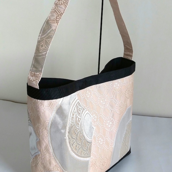 One handle bag / Obi bag / Pink and silver bag /Zipper pocket / bright colors bag / Fan pattern / Japanese pattern / Silk bag