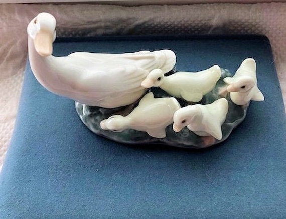 lladro mother duck and ducklings