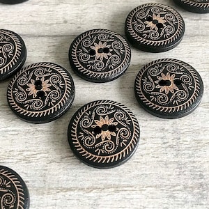 10 Carved / Engraved Buttons 18mm || Wooden patterned floral || Natural wood buttons , boho accessories, bohemian, Ethnic, Indian, Scandi