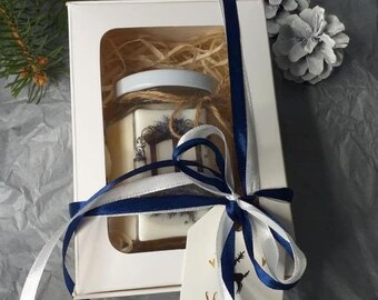 Christmas Soy Wax Candle: Wooden Wick, Holiday Home Decor, 196g