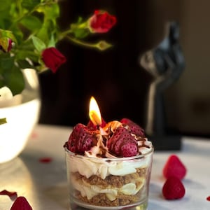 Strawberry Dessert Candle | Taste of Red Strawberries | Soy Wax Candle | Aromatic Cheesecake Scent | Ukrainian Seller | Fast Shipping