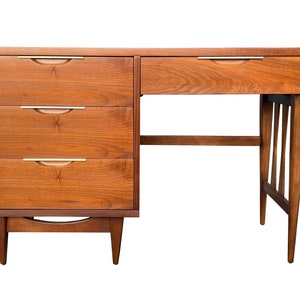 Kent coffey cheap tableau desk
