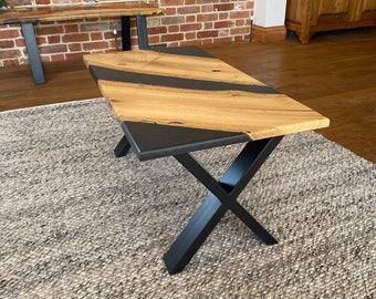 Eiken en zwarte hars salontafel