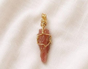 Pingente de Cristal Rubi Bruto | Colar de Rubi Natural | Pingente de Gema Genuína | Presente de Pedra de Nascimento de Julho | Joias de Cristal Feitas à Mão