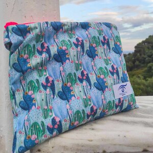 Handmade Pouch, Makeup Bag, Cosmetic Bag, Toiletry Bag, Large Pouch, Beach Bag, Cactus Zipper Pouch, Gift Women, Mom Gift, Bridesmaid Gift