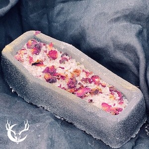 The Parr Bomb - Handmade Bath bomb, Coffin Bath Bomb, Coffin, Bath Bomb gift, Halloween Bath Bomb, Gifts for her, Halloween gift, Bath Bomb