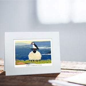 Carte de macareux et de moutons | Thomas Joseph - Handmade in Ireland - Blank Greeting Card - Mini Print For Framing - Sheep Design - 130mm x 110mm