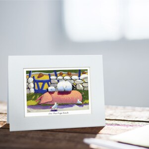 On The Pigs Back Card / Thomas Joseph - Fatto a mano in Irlanda - Biglietto d'auguri vuoto - Mini stampa per inquadratura - Design pecora - 130mm x 110mm