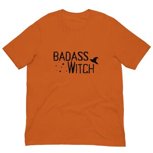 Badass Hexe Unisex T-Shirt, Halloween T-Shirt, Halloween Damen Shirts, Hexen Shirts