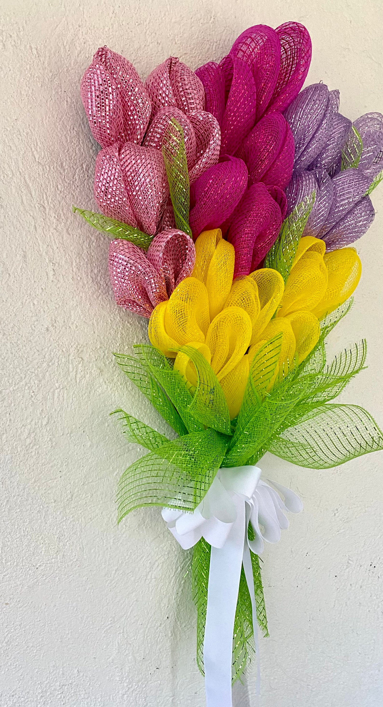 Tulip Flower Bouquet Wreath for Your Front Door, Flower Bouquet