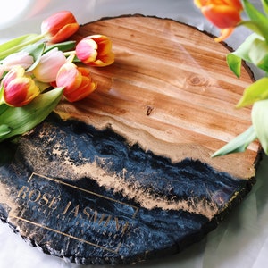 Personalized Resin Lazy Susan: Black and Gold Rotating Tray, 16-inch