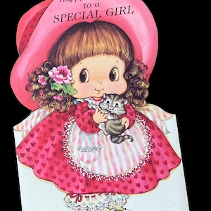 IMAGEM DIGITAL. Cartão de felicitações original dos anos 80 inspirado em bolo de morango. "feliz aniversário para uma garota especial"