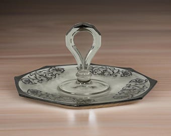 Plato para servir vintage de vidrio transparente con recubrimiento de plata y asa