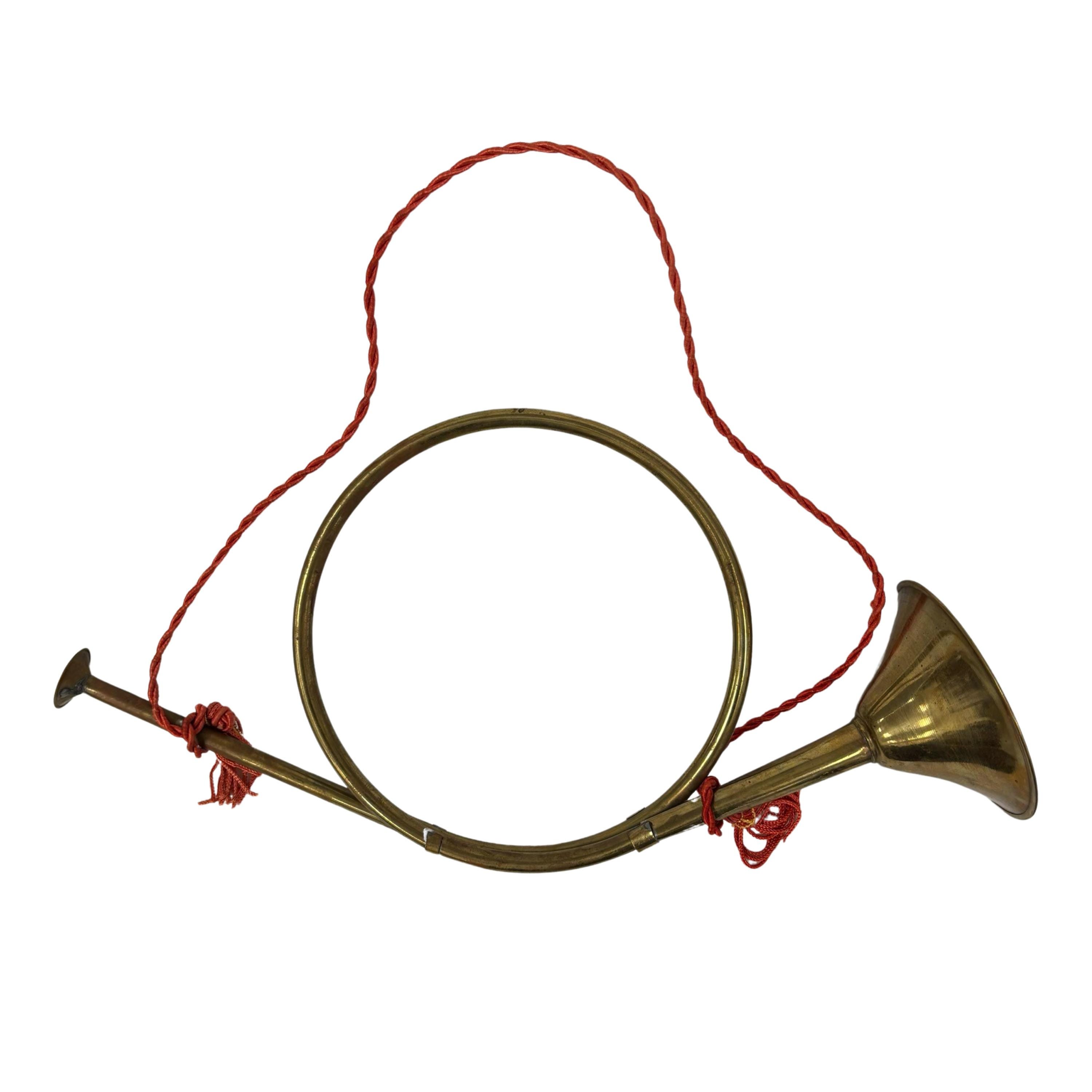 20 世紀初頭のフランス製真鍮製「Cor de Chasse」狩猟用ホルン - Etsy 日本