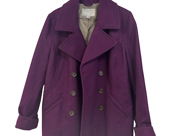 Abrigo cruzado de lana morada estilo vintage de Old Navy, talla grande para mujer.