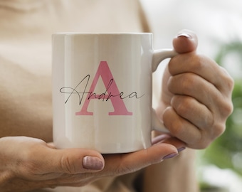 taza personalizada con nombre e inicial. original taza personalizada con nombre .