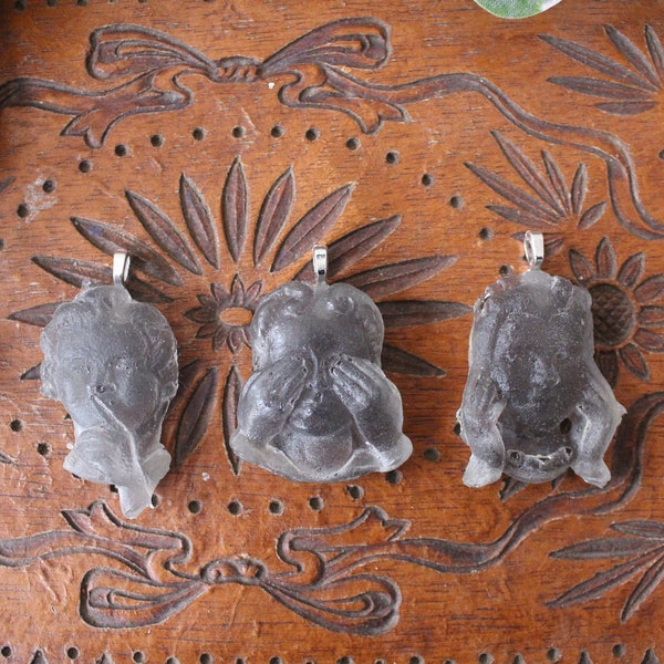 Morality Women Jewlery Charms - Set of 3 Hear no, Speak no, See no Evil Art Nouveau Hand Poured Black / Grey Resin Necklace Pendant