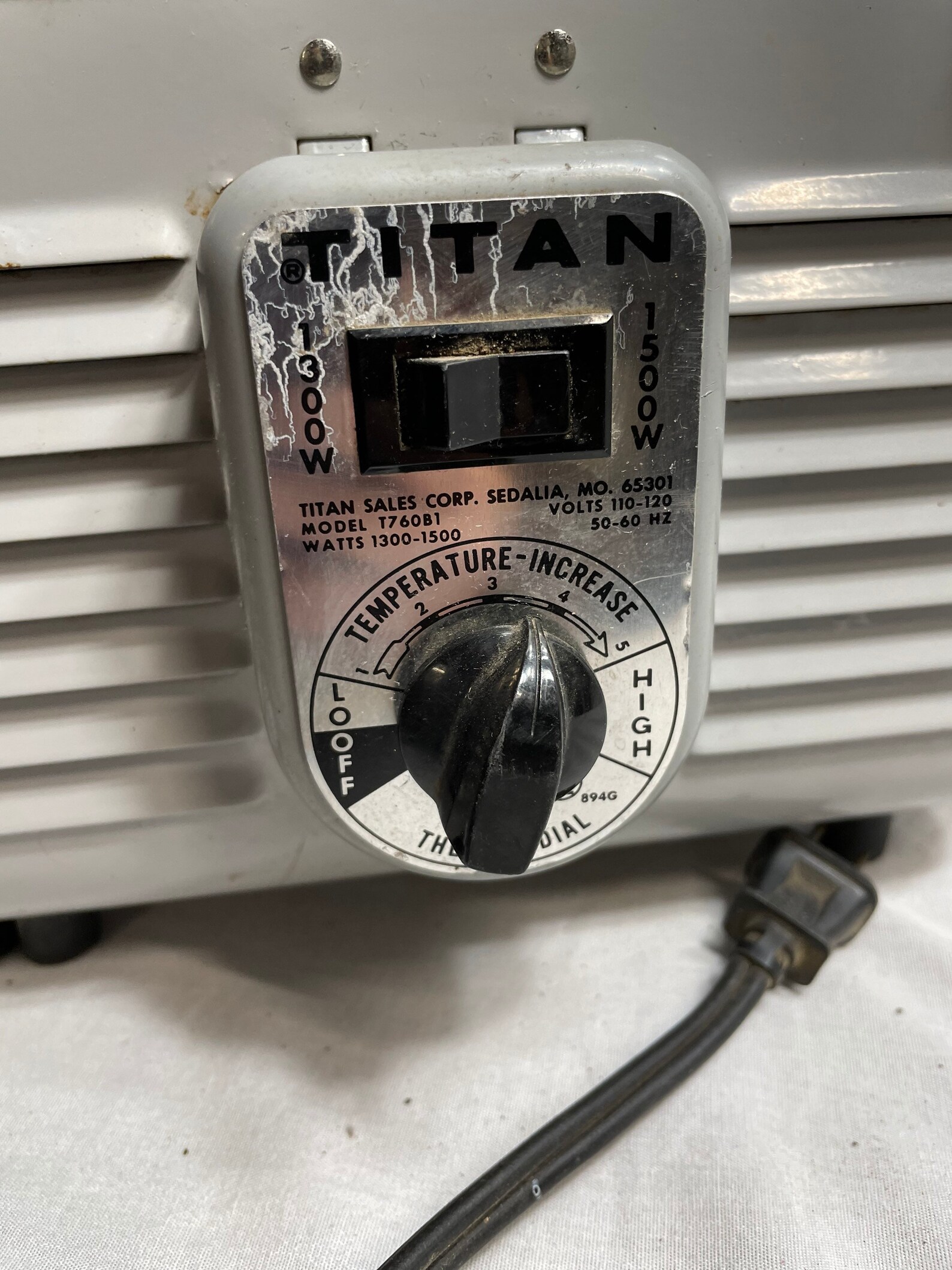 Vintage Titan Metal Portable Electric Space Heater 13001500 Etsy