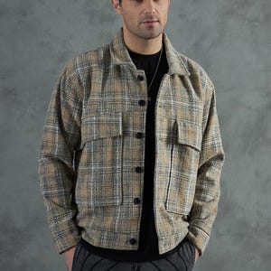 Handmade Vintage Wool plaid Flannel Shirt For Men, Warm heavy Flannel Collar Shirt For Men, Men Gift Flannel Shackets, winter Jacket for men