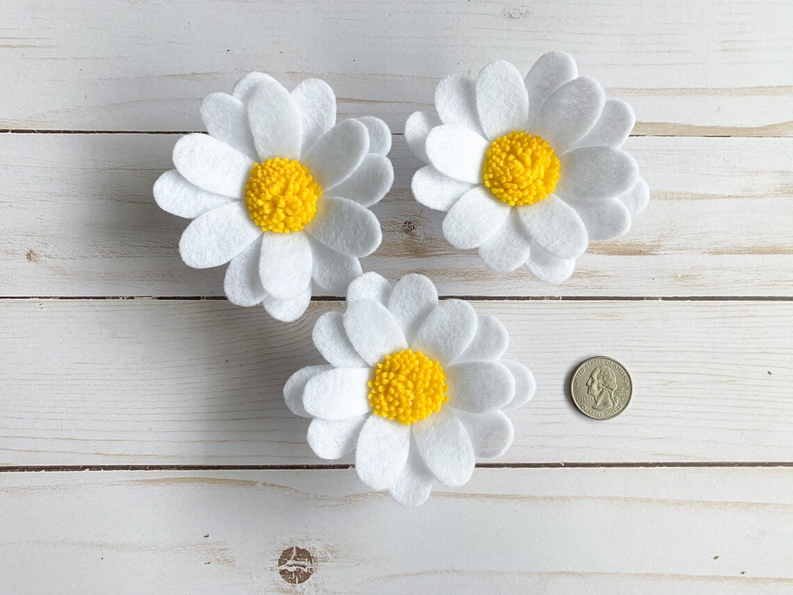 Daisy Set of 3 Daisy Felt Flower White and