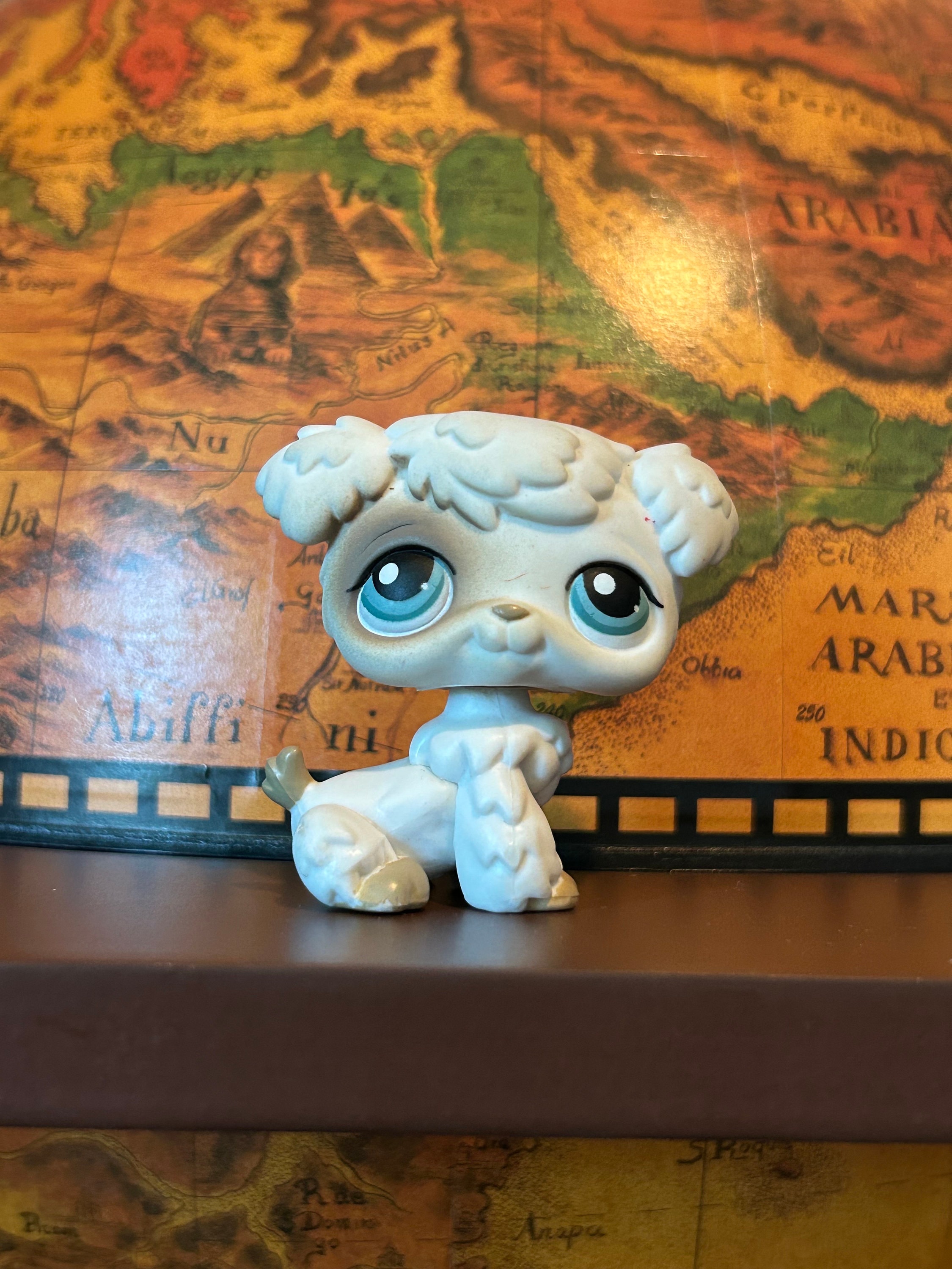 204 Poodle Grey and White Leg Down Gen AUTHENTIC Littlest