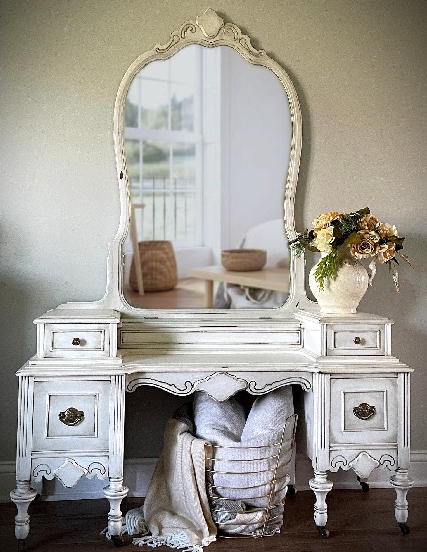 Distressed white makeup vanity discount