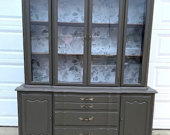 French Provincial Hutch - Sold Do Not Purchase!!