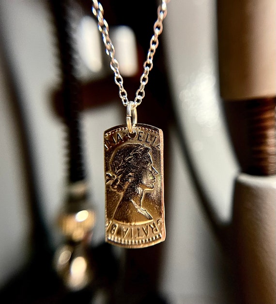 Queen Elizabeth the 2nd Pendant | UK Pendant | English Pendant | British Pendant | Great Britain Coin Necklace | Gift from England