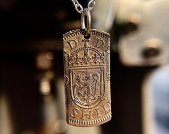 English Lion Pendant, England UK Coin Shilling Coin Pendant Necklace: Handmade UK Souvenir