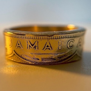 Anillo de Jamaica / Anillo vintage jamaicano con moneda hecha a mano / Anillo de latón de la década de 1940 / Joyería artesanal / Regalo antiguo de Jamaica / Anillo Kingston