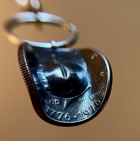 Cowboy Hat Key Chain | Kennedy Bicentennial American Accessory | Midwest Fashion